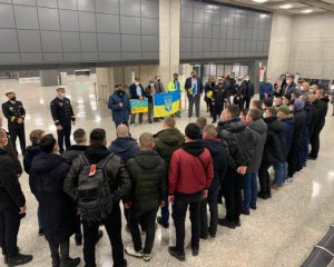 Українські військові моряки прибули на навчання в США