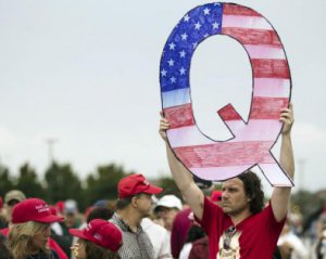 Twitter заблокував 70 тис. акаунтів прихильників теорії змови QAnon на тлі штурму Капітолію