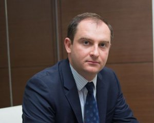 Экс-глава ГНС Верланов рассказал о манипуляциях Минфина и налоговой относительно выполнения госбюджета-2020