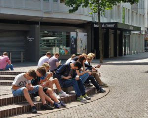 Акаунти підлітків у TikTok будуть приватні