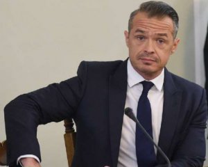 Суд продлил арест экс-главе Укравтодора Новаку