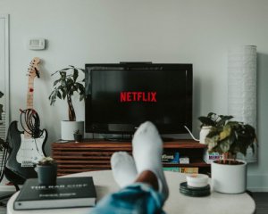 Будут выходить еженедельно: Netflix анонсировал фильмы на 2021 год