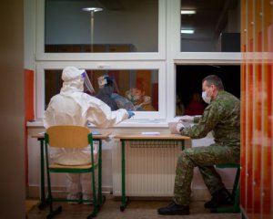 Чиновники не знають, кому на адмінмежі з Кримом робити безкоштовний тест на Covid-19