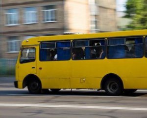 Старые маршрутки хотят убрать с украинских дорог