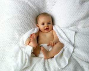 Уперше в світі народилась дитина з антитілами до коронавірусу