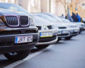 Українська поліція отримала доступ до даних митниці - що чекає на євробляхерів