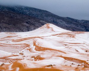 В Сахаре выпал снег