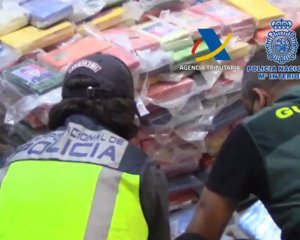 Правоохранители изъяли две тонны кокаина