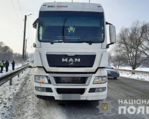 На Харківщині сталася ДТП за участю двох вантажівок