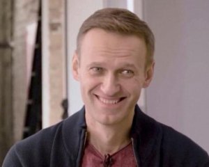 &quot;В мои планы не входит вешаться на оконной решетке&quot; - Навальный записал обращение из СИЗО