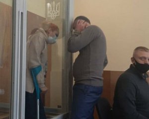 Не було жодного вогнегасника: у чому звинувачують директорку згорілого будинку для літніх