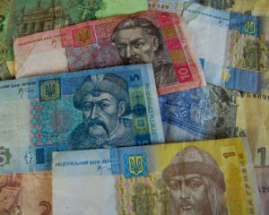 Когда из зарплат украинцев начнут отчислять деньги на вторую пенсию