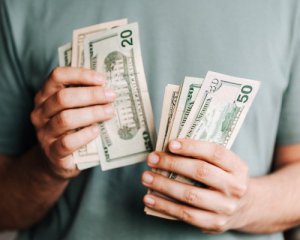 Розповіли, як українцям можуть відшкодувати переплату за комуналку