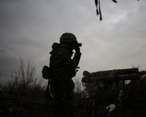 Боевики на Донбассе подстрелили украинского воина