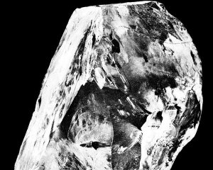Нашли крупнейший в мире алмаз