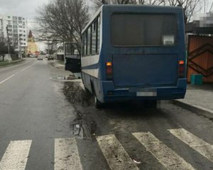 Водій автобуса збив дитину та втік з місця злочину