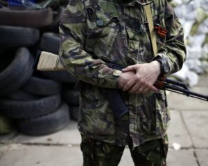 Скільки полонених утримують бойовики на Донбасі