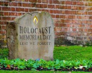 Мир чтит память жертв Холокоста