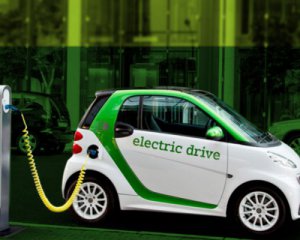 Уряд США закупить 600 тис. електромобілів