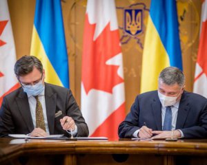 Україна і Канада створили робочу групу для спрощення візового режиму