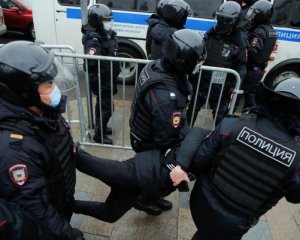 Закриють метро і обмежать продаж алкоголю: російська влада готується до мітингів