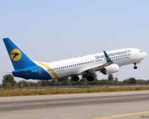 МАУ відновлює рейси до Тбілісі
