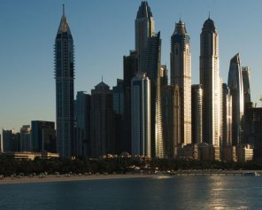Вперше в історії ОАЕ надаватимуть громадянство іноземцям