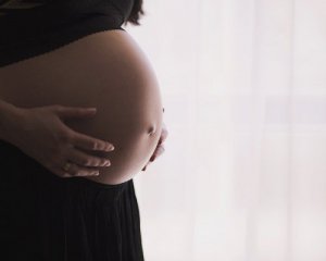 Женщина скрыла беременность, чтобы продать ребенка