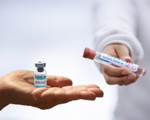 Коли в Україні можна буде купити вакцину проти Covid-19