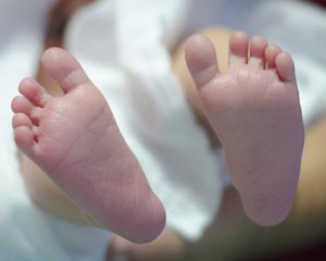 Жінка народила мертву дитину на роботі - шокуючі подробиці