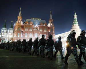 Протести у Росії: за день затримали більше 900 людей