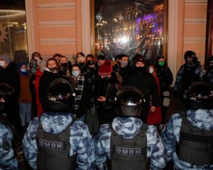 Ніч довгих кийків у РФ: що відомо про затриманих під час мітингів за Навального