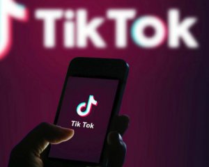 Смертельные &quot;игры&quot;: TikTok блокировать аккаунты детей