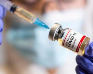 ЄС може затвердити російську вакцину від коронавірусу