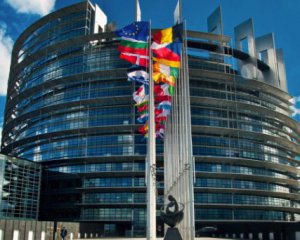 В Европарламенте призвали ужесточить санкции против России