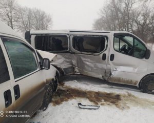 Одразу 7 травмованих: показали шокувальну аварію