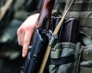 Вражеский снайпер у Новомихайловки подстрелил в нашего воина