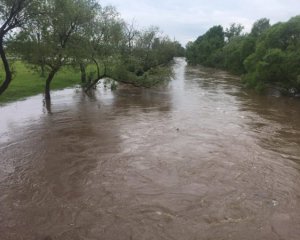 В Закарпатье идет большая вода