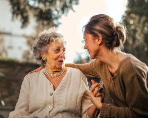 Жінками підвищать пенсійний вік: хто працюватиме довше