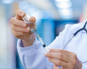 Кабмін заборонив поставки ковід-вакцини з Росії