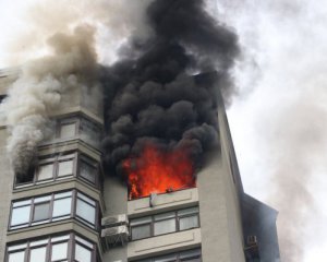 У Києві сталась пожежа у висотці