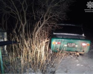 П&#039;яного водія-втікача зупинила огорожа кладовища