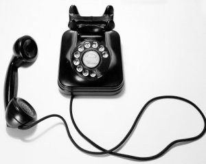 За стаціонарний телефон хочуть підняти абонплату: назвали нові тарифи