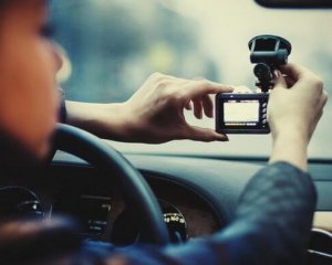 Виходом може стати відеореєстратор - автоюрист дав пораду водіям-початківцям