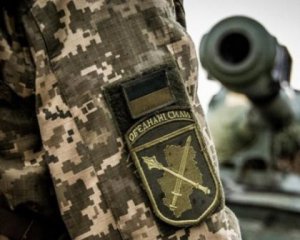 На Донбассе боевик напал на воина ВСУ и поймал пулю