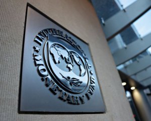 Радник Зеленського пояснив, що з траншем МВФ
