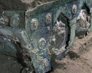 Откопали хорошо сохранившуюся римскую колесницу