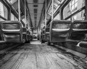 Мужчины в трамвае притворились контролерами, чтобы не платить за проезд