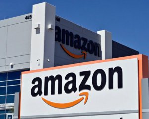 Сотрудница Amazon обвиняет руководство в расизме