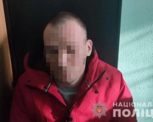 Педофілом-нападником із ліфта виявився завгосп школи